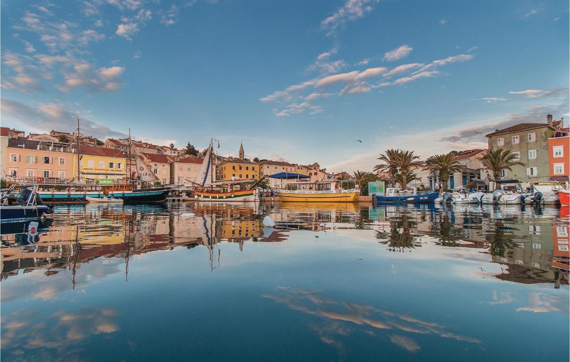 Amazing Apartment In Mali Losinj With Wifi Eksteriør bilde