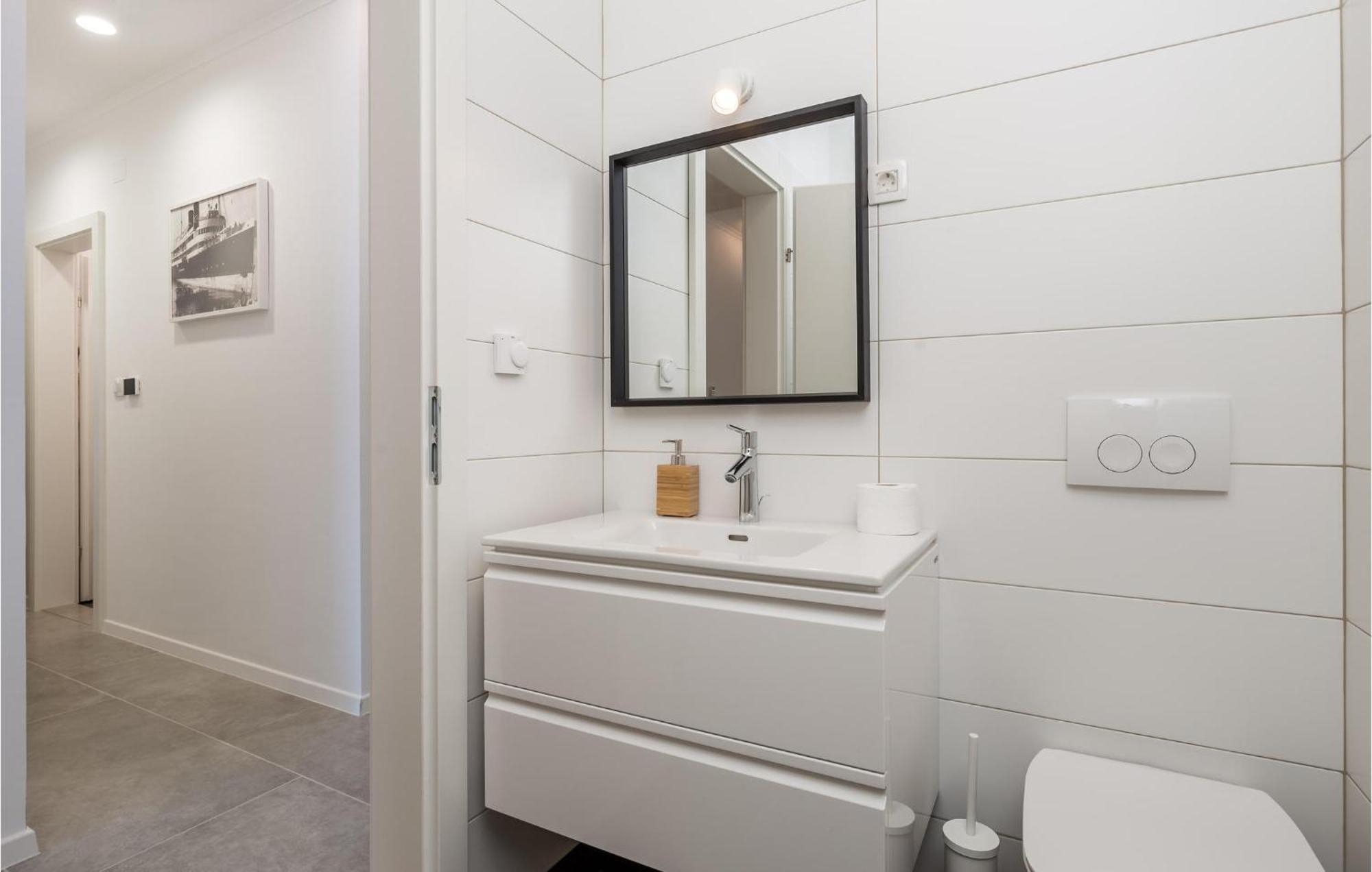 Amazing Apartment In Mali Losinj With Wifi Eksteriør bilde