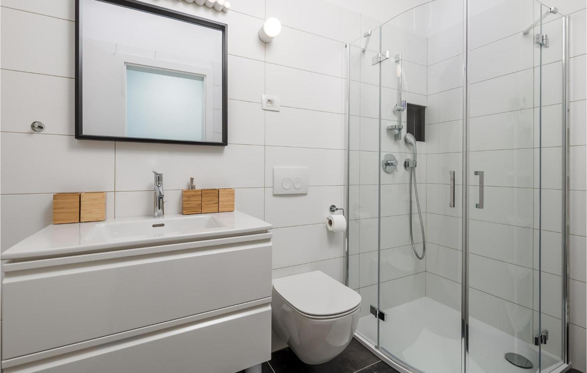Amazing Apartment In Mali Losinj With Wifi Eksteriør bilde