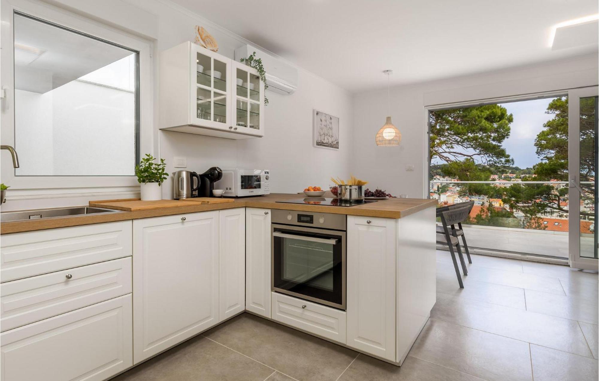 Amazing Apartment In Mali Losinj With Wifi Eksteriør bilde