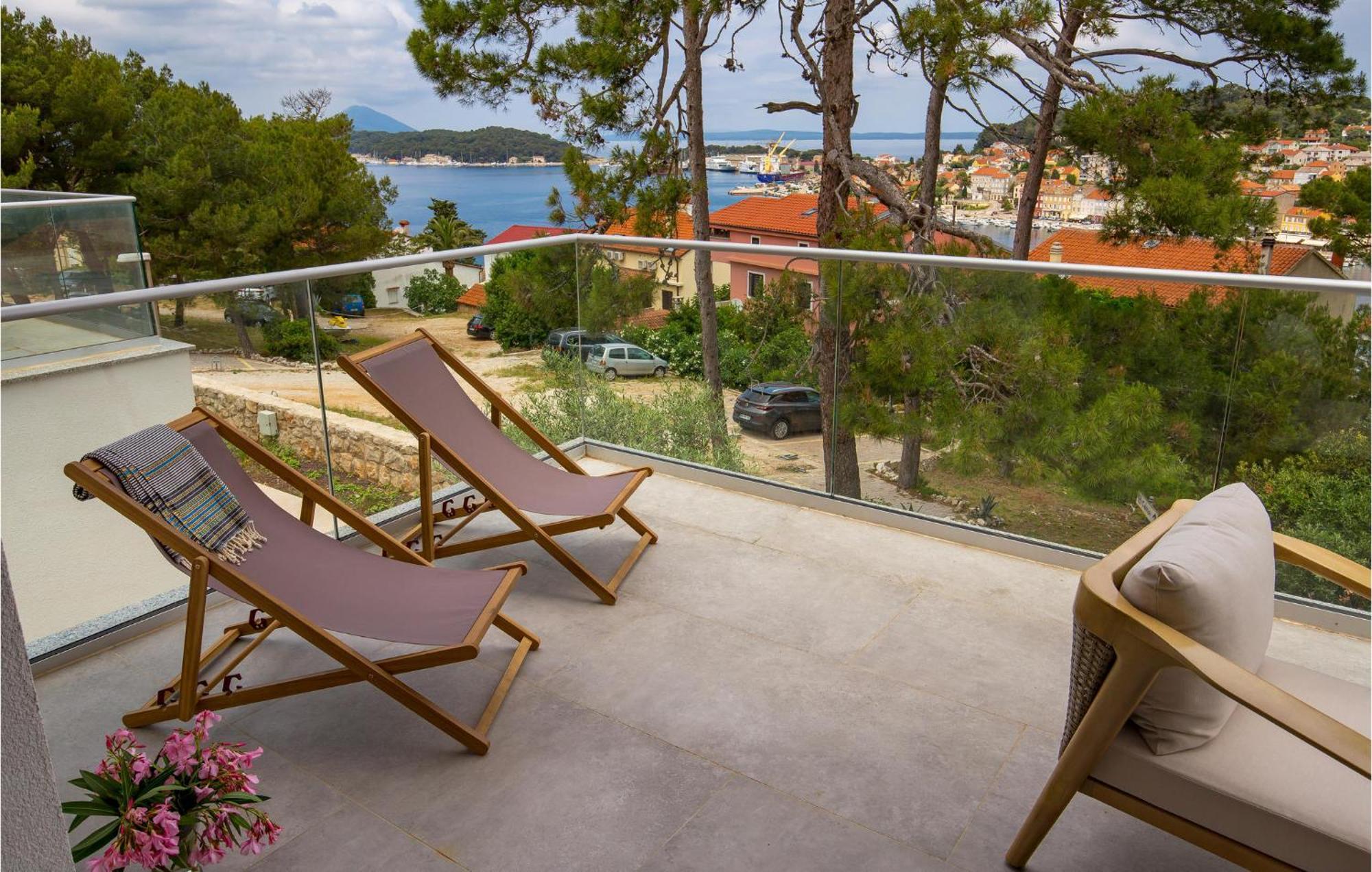 Amazing Apartment In Mali Losinj With Wifi Eksteriør bilde